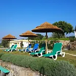 Bed & Breakfast Quinta Vale Porcacho 4*