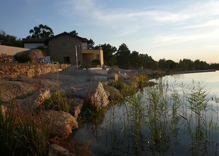לינה וארוחת בוקר Quinta Vale Porcacho טבואה