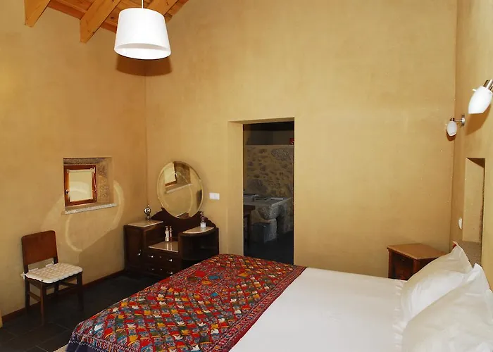 ベッド・アンド・ブレックファスト Quinta Vale Porcacho Tábua