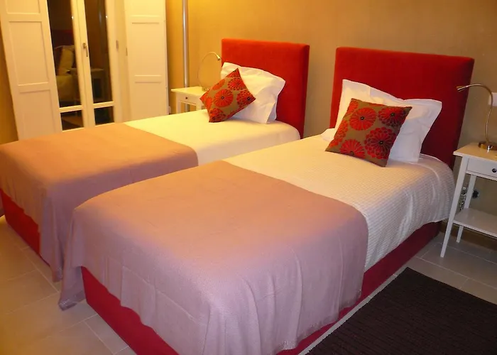 לינה וארוחת בוקר Quinta Vale Porcacho 4*