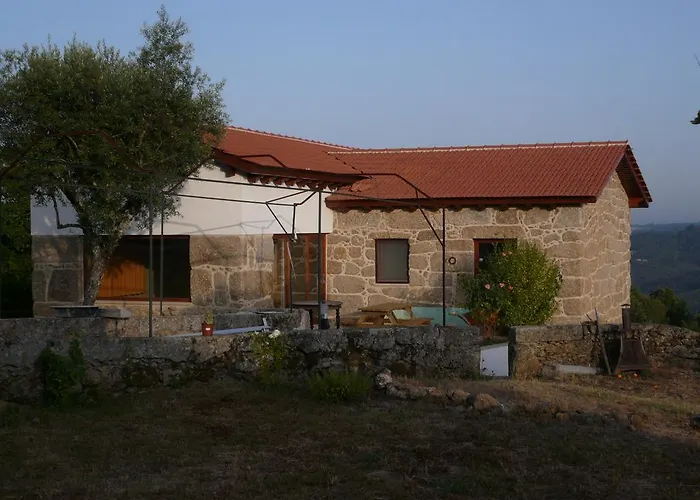לינה וארוחת בוקר Quinta Vale Porcacho טבואה