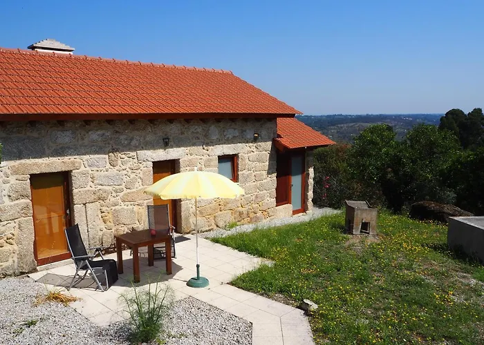 לינה וארוחת בוקר Quinta Vale Porcacho 4*
